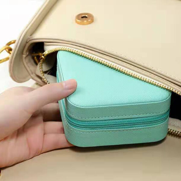 Portable Velvet Jewelry Storage Box (Random Color) - Image 4
