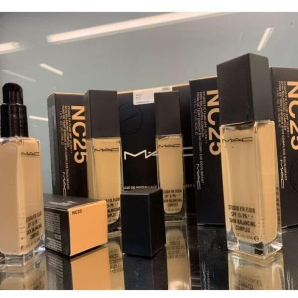 MAC Studio Fix Fluid Foundation